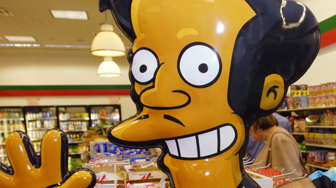 Actor de 'Los Simpson' pide perdón a comunidad india por darle voz a Apu