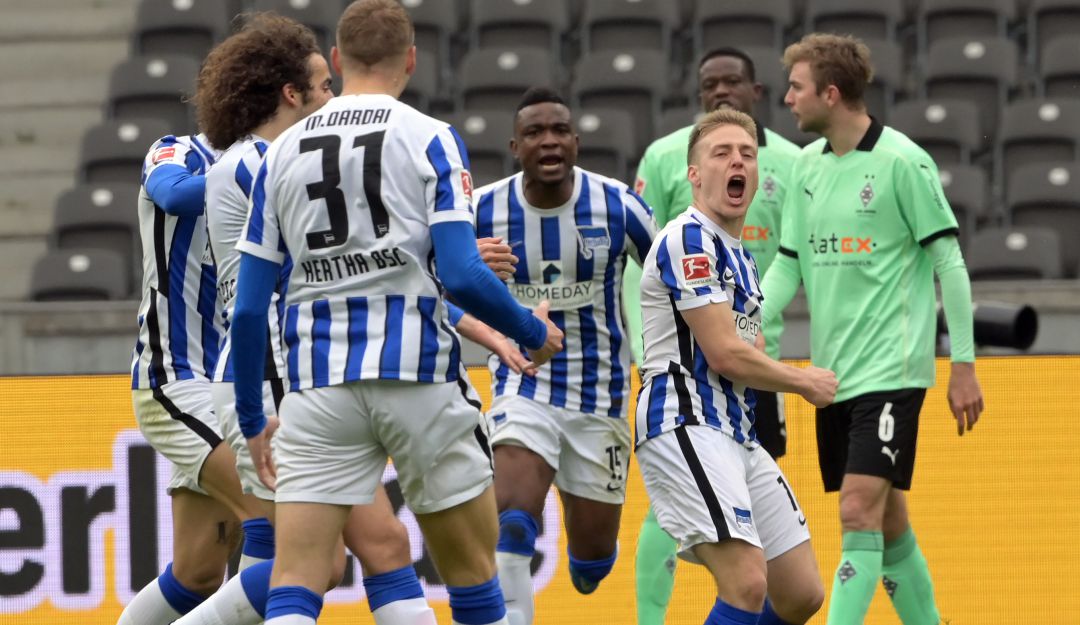 Hertha Berlin aplaza tres partidos en Alemania por casos de COVID-19