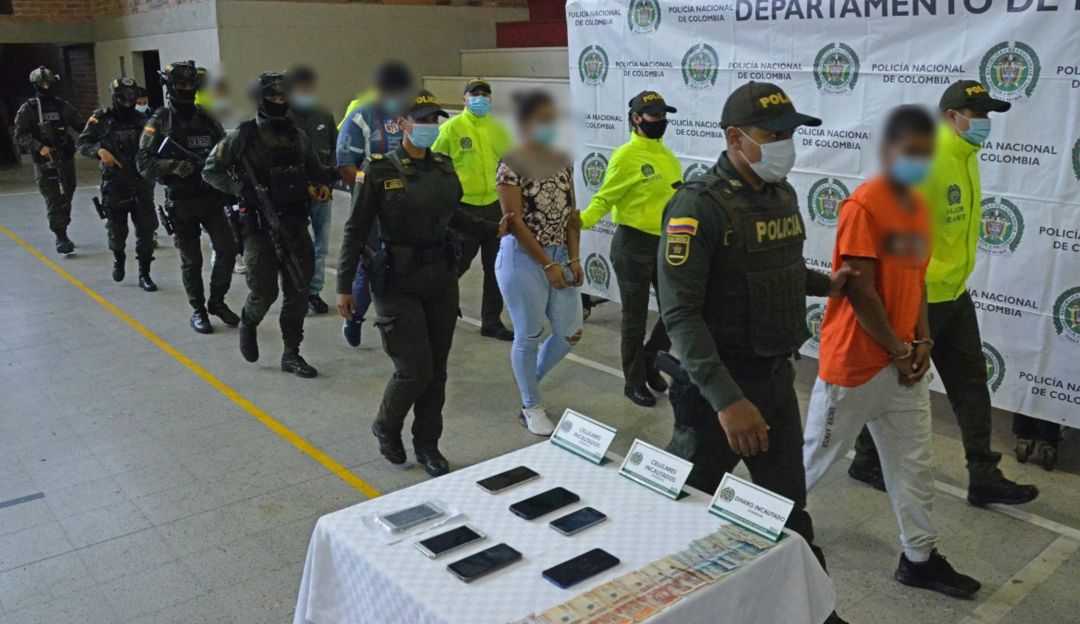 Policía