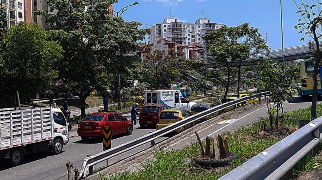 VIDEO: Así está la autopista por paro de taxistas