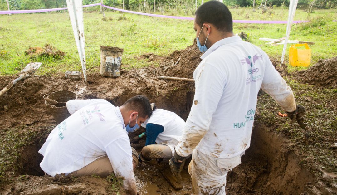 Labor humanitaria en el departamento del Chocó, para encontrar tres cuerpos de personas desaparecidas