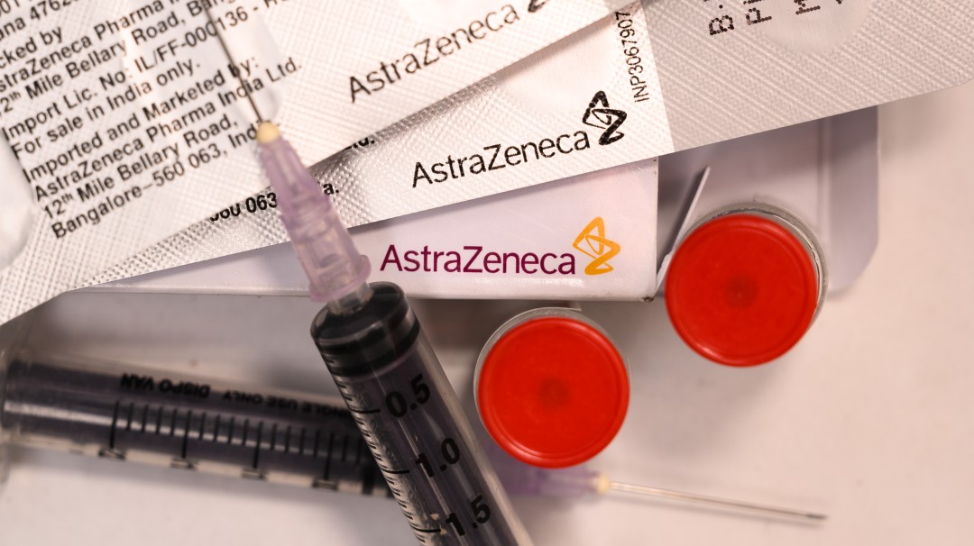 AstraZeneca también le dice no, por ahora, a la venta de vacunas a privados