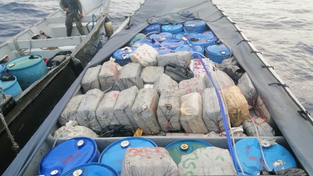 Panamá detiene 6 colombianos que transportaban 3 toneladas de droga