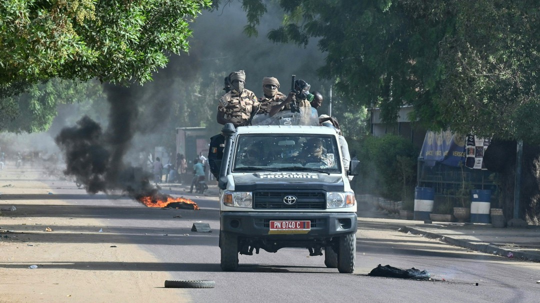 Al menos cinco muertos en manifestaciones contra junta militar en Chad