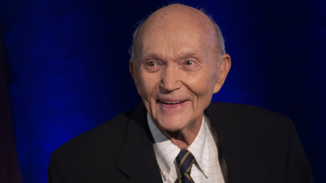 Muere el astronauta Michael Collins, uno de los tres miembros del Apolo 11