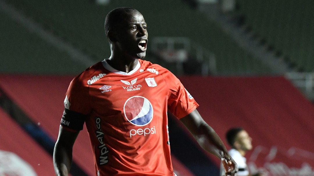 Adrián Ramos no llegaría para el partido ante Millonarios por Liga
