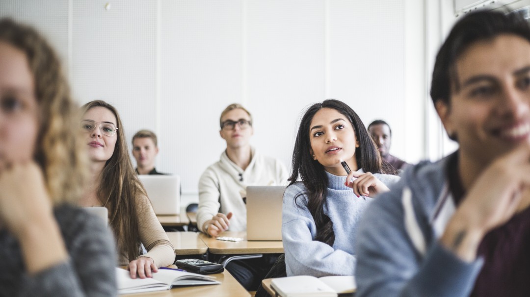 Gobierno abre convocatoria para créditos en educación del trabajo
