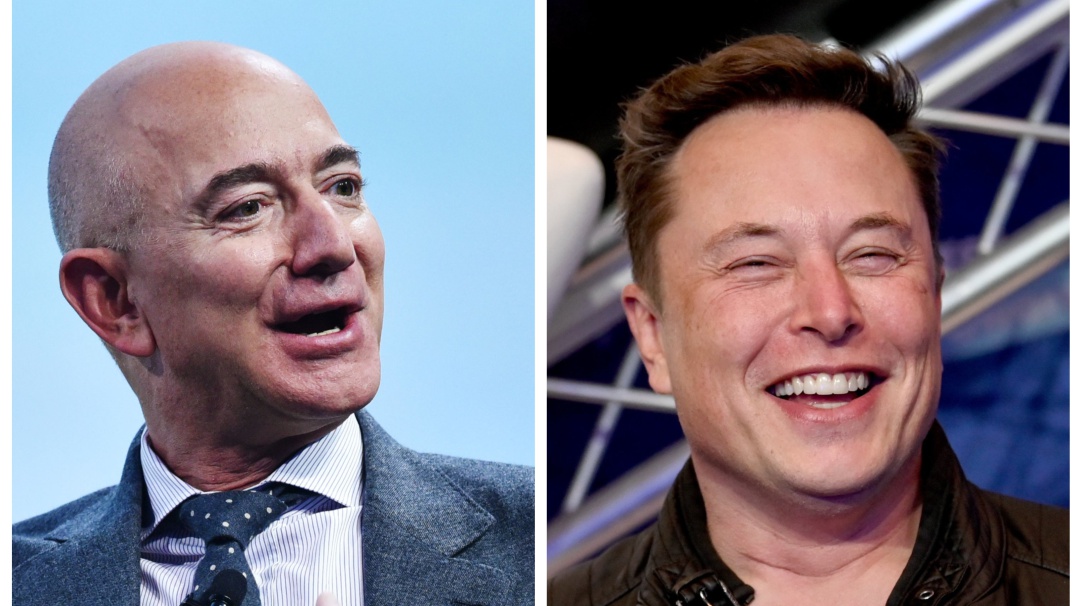 Elon Musk y Jeff Bezos, combate de jefes en el espacio