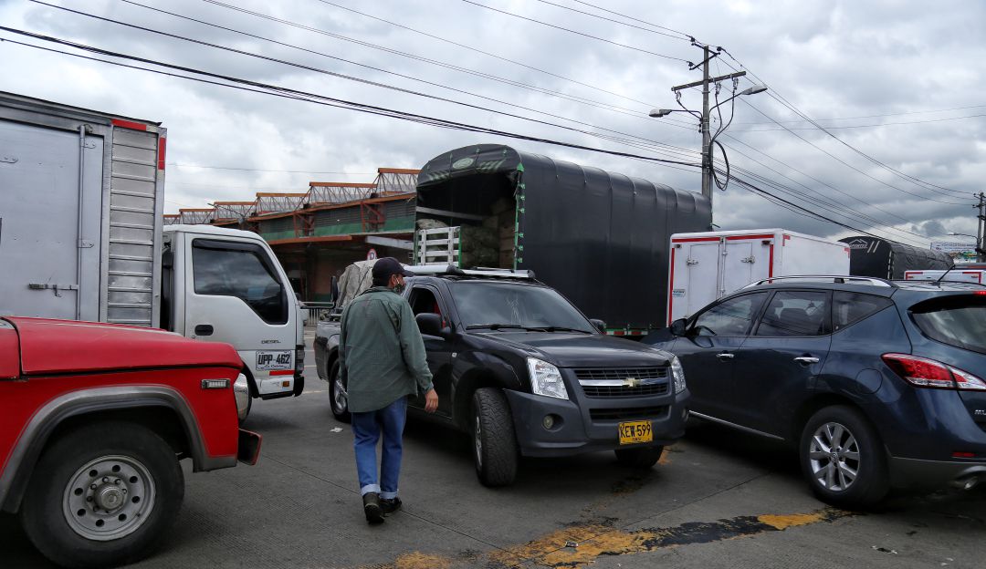 Paro genera problema de abastecimiento de alimentos