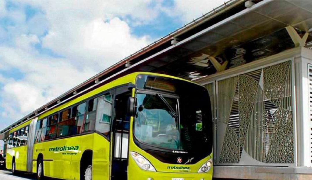 Metrolínea suspende operatividad