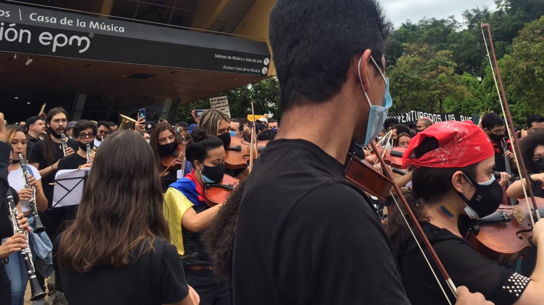 En Medellín deconstruyeron el himno de Colombia