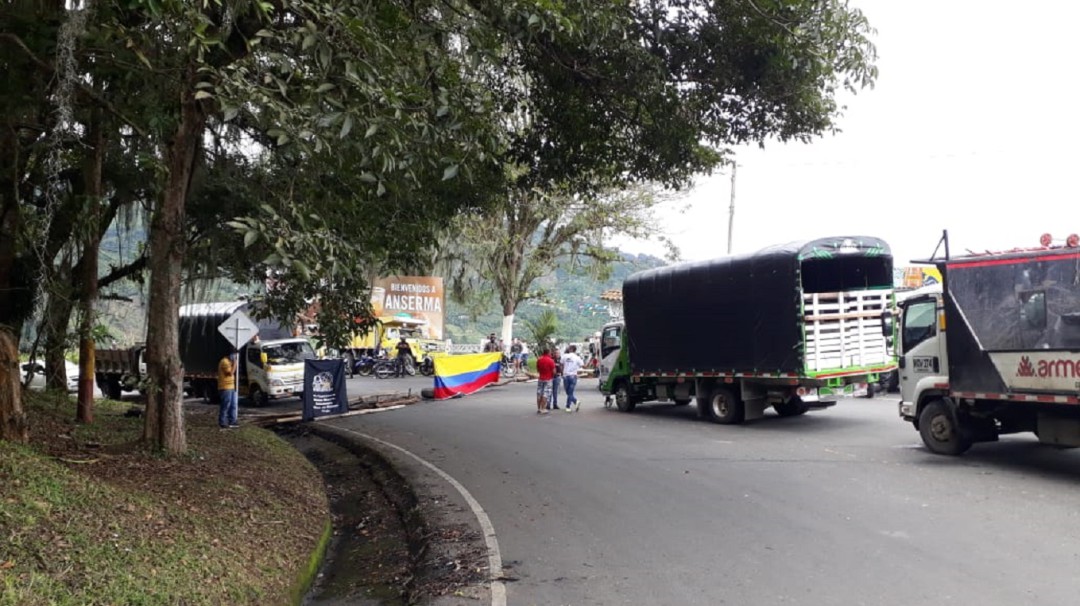 Corredor humanitario permite llegada de oxígeno y medicamentos a Manizales