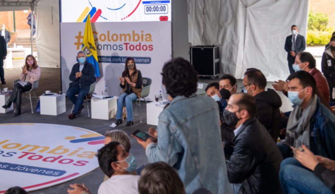 El presidente destacó el diálogo que sostuvo con líderes juveniles El presidente destacó el diálogo que sostuvo con líderes juveniles