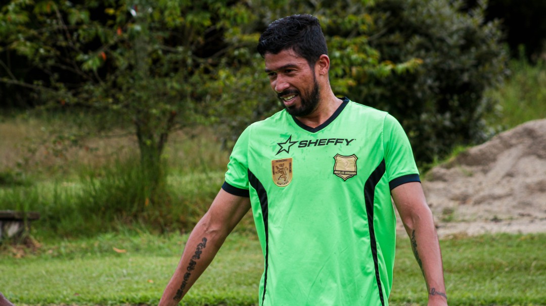 Marrugo: "Me buscaron del DIM, pero voy a respetar mi contrato con Águilas"