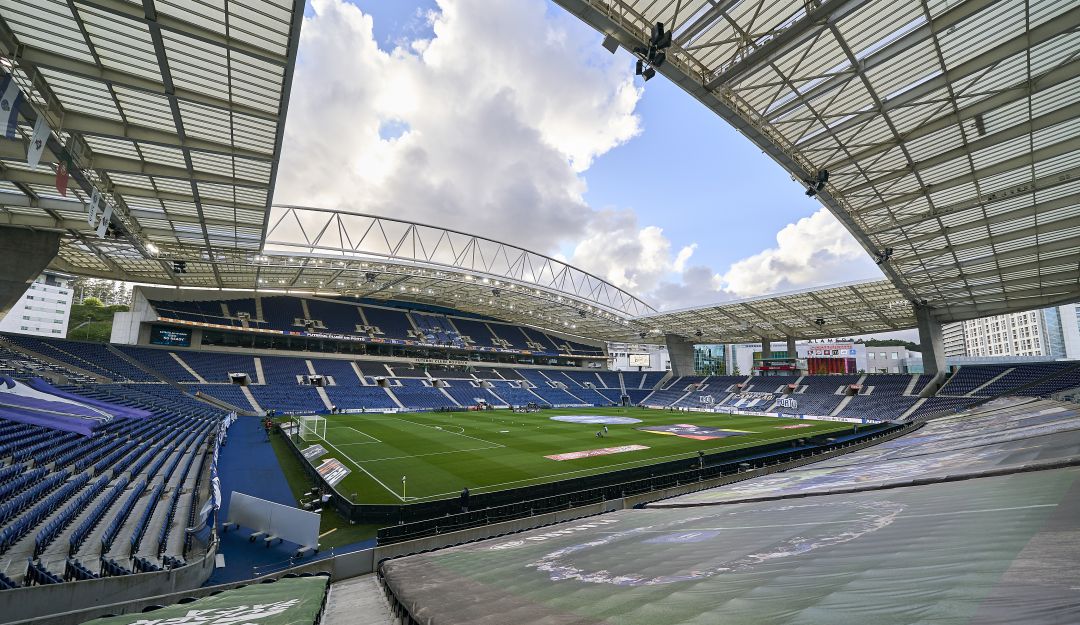 Estadio Do Dragao, ubicado en la ciudad de Oporto, Portugal. Estadio Do Dragao, ubicado en la ciudad de Oporto, Portugal.
