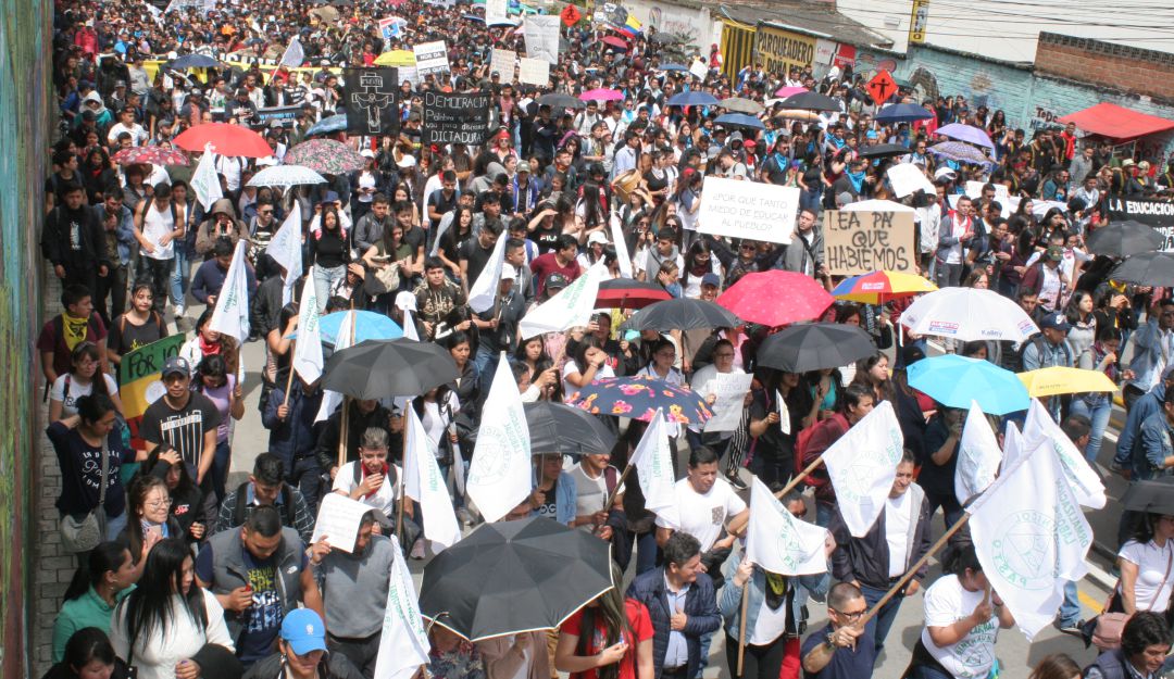 Manifestaciones sociales en Colombia Manifestaciones sociales en Colombia