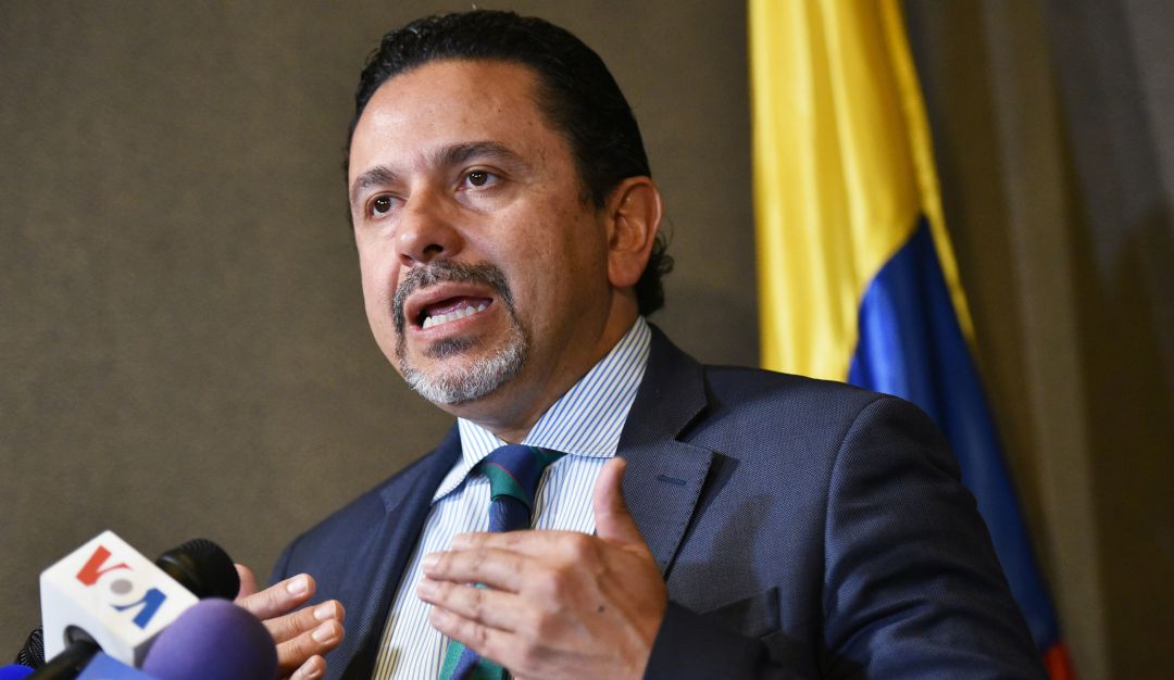Comisionado para la Paz- Miguel Ceballos.