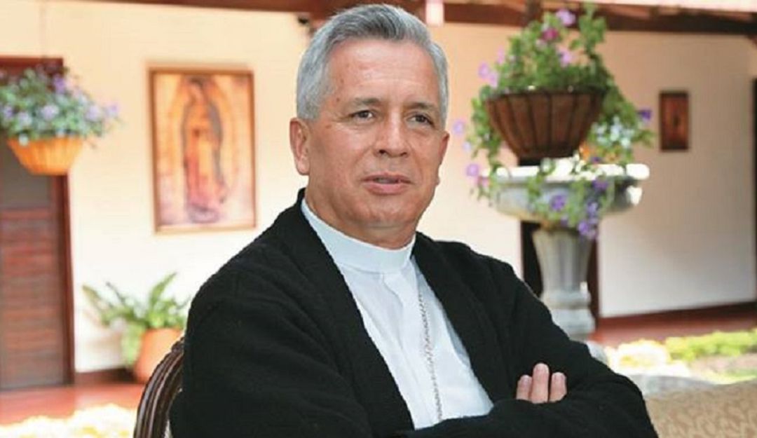 "Hago mío y nuestro como Iglesia, la situación de las personas heridas y de tantas víctimas indígenas, negros y mestizos, campesinos de Colombia todos". "Hago mío y nuestro como Iglesia, la situación de las personas heridas y de tantas víctimas indígenas, negros y mestizos, campesinos de Colombia todos".
