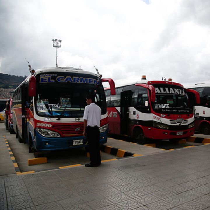 Piden corredor humanitario para movilizar pasajeros atrapados en terminales