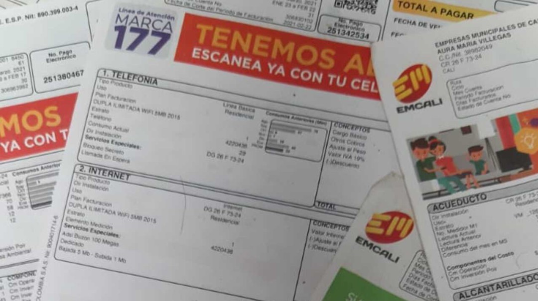 Cientos de caleños se quedaron esperando la factura de EMCALI