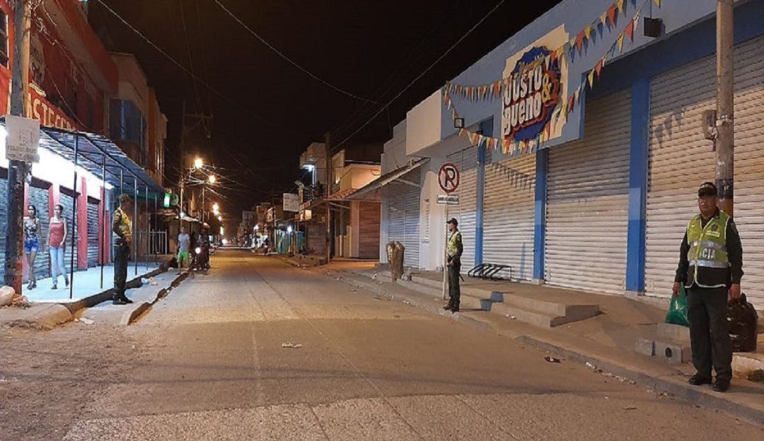 El toque de queda regía en Cali desde las 8 de la noche. El toque de queda regía en Cali desde las 8 de la noche.