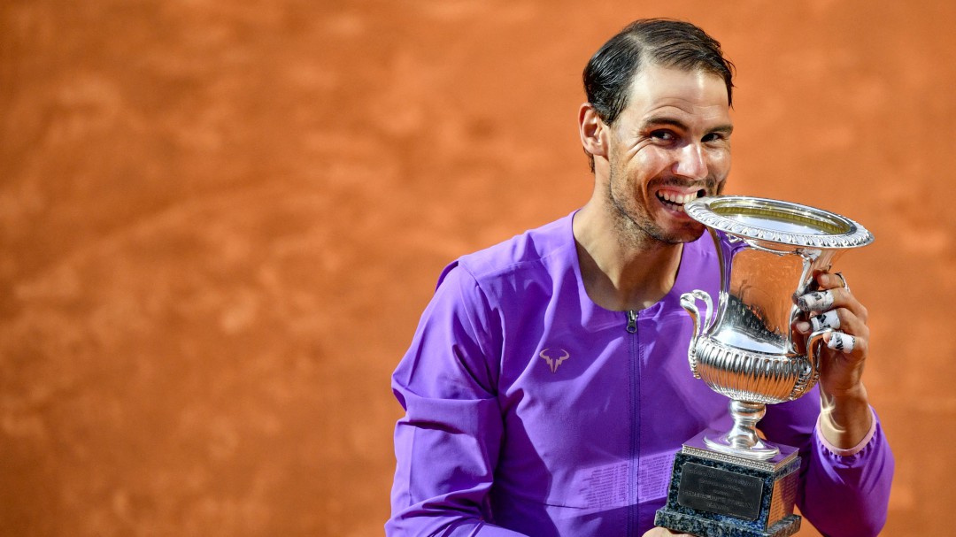 Nadal derrota a Djokovic y conquista su décima corona en Roma