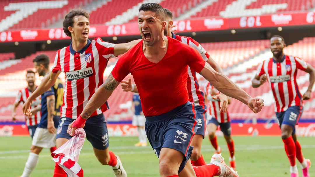 Atlético se mantiene líder antes de la última jornada gracias a Luis Suárez