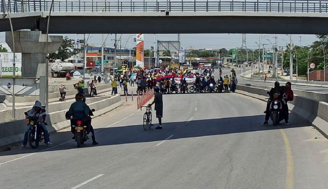 Protestas en el puente Pumarejo Protestas en el puente Pumarejo