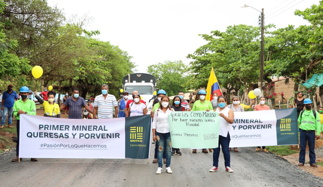 Para las comunidades vecinas al proyecto Queresas y Porvenir, en Planeta Rica, el paso del primer camión es un indicio de progreso.
Para las comunidades vecinas al proyecto Queresas y Porvenir, en Planeta Rica, el paso del primer camión es un indicio de progreso.