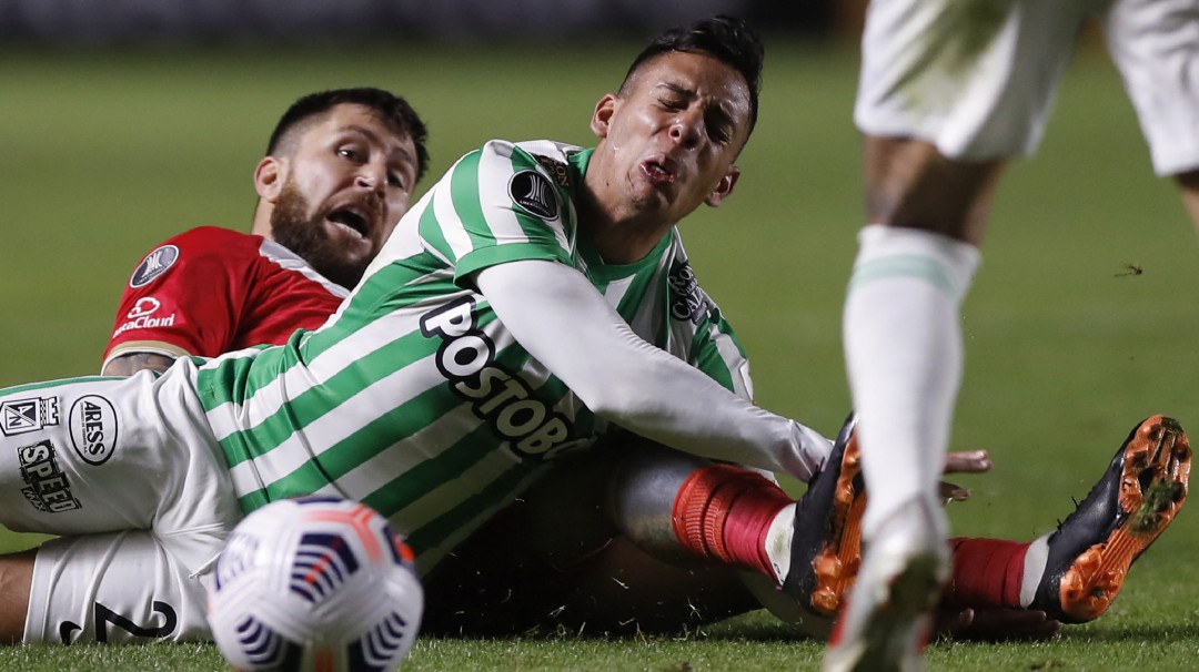 Gol al minuto 90 de Argentinos Juniors complica a Nacional en Libertadores