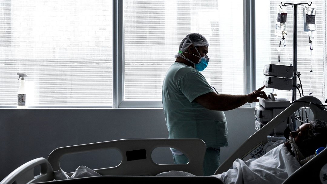 Coronavirus en Colombia: 20.218 nuevos casos y 535 personas fallecidas