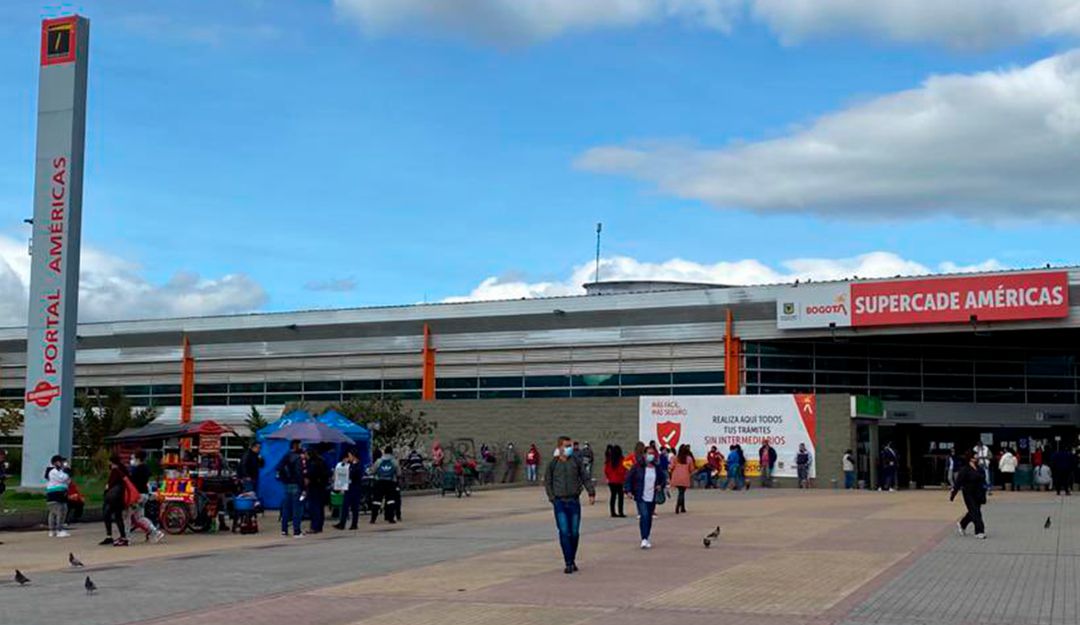 Supercade de Las Américas cerrará temporalmente sus puestas por los daños causados durante las protestas Supercade de Las Américas cerrará temporalmente sus puestas por los daños causados durante las protestas