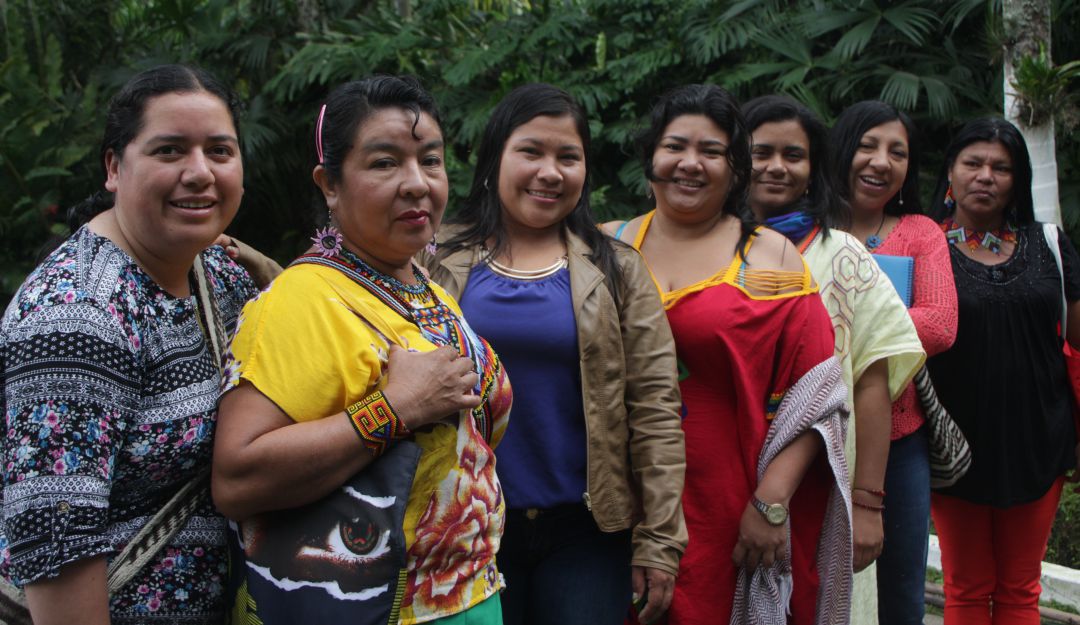 Mujeres Mujeres