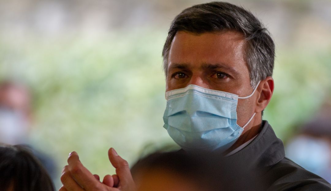 Leopoldo López llegó a España en octubre de 2020 tras escapar de Venezuela donde cumplía una condena de 14 años de prisión. Leopoldo López llegó a España en octubre de 2020 tras escapar de Venezuela donde cumplía una condena de 14 años de prisión.