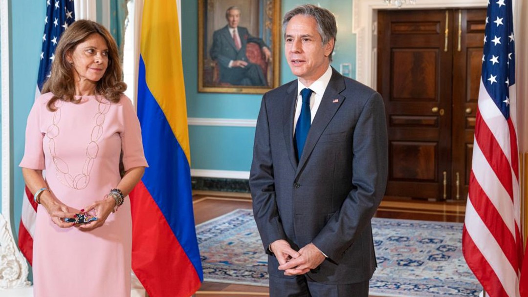 Tras atentado, refuerzan seguridad en movilidad del presidente