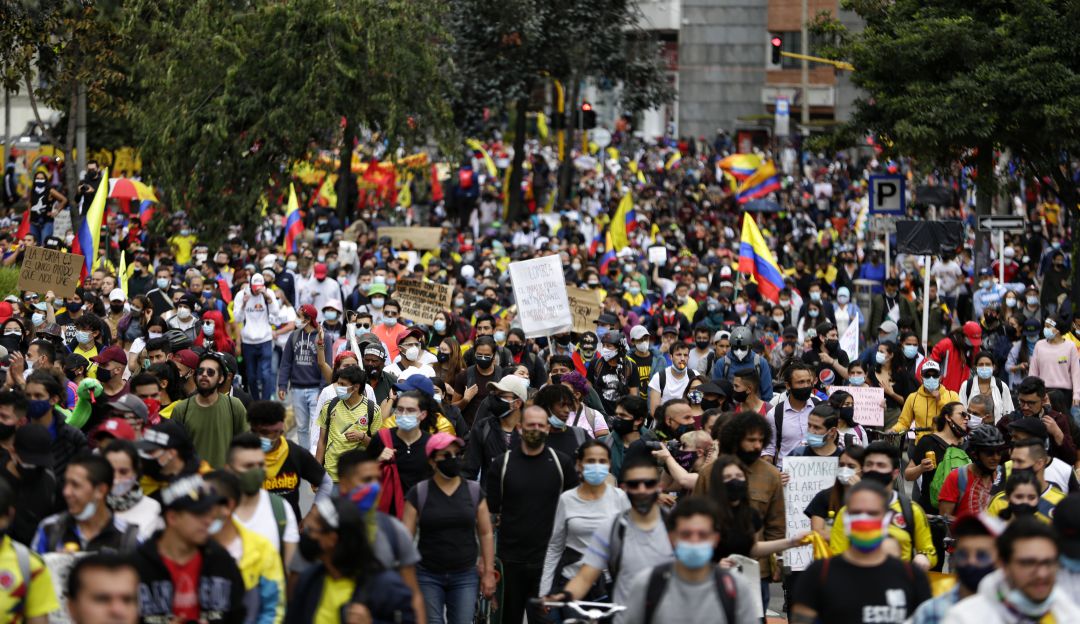 Se cumple un mes de manifestaciones en Colombia Se cumple un mes de manifestaciones en Colombia