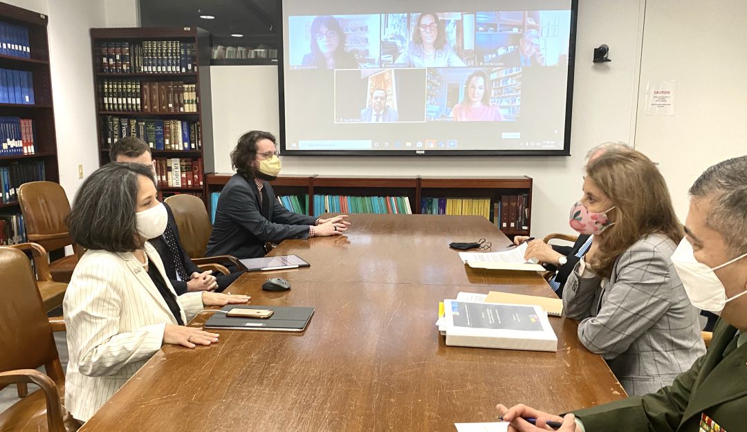 Reunión entre la CIDH y el Gobierno colombiano Reunión entre la CIDH y el Gobierno colombiano