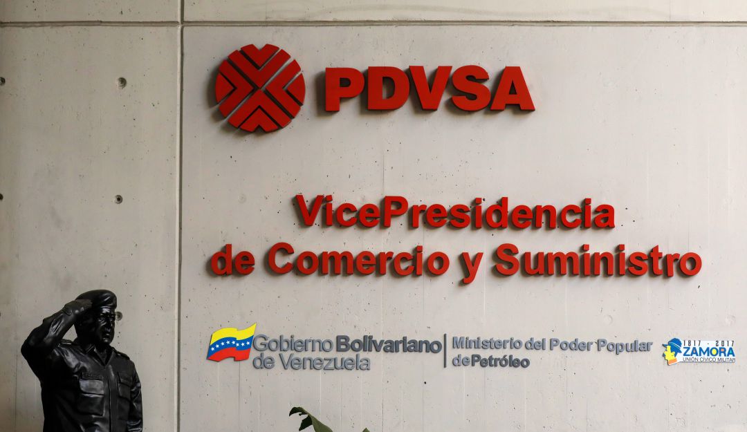 Durante 4 años se han extendido los permisos para mantener transacciones con la estatal petrolera venezolana. Durante 4 años se han extendido los permisos para mantener transacciones con la estatal petrolera venezolana.