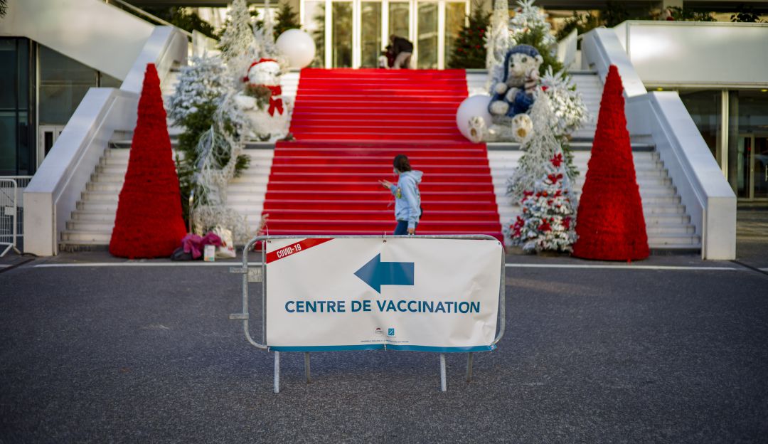El Palacio de Cannes ha sido utilizado como centro de vacunación contra el coronavirus. El Palacio de Cannes ha sido utilizado como centro de vacunación contra el coronavirus.