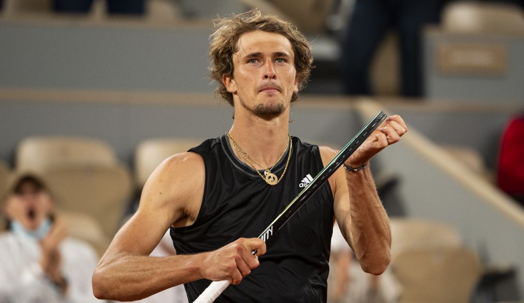 Zverev festeja un nuevo triunfo en el Abierto de Francia. Zverev festeja un nuevo triunfo en el Abierto de Francia.