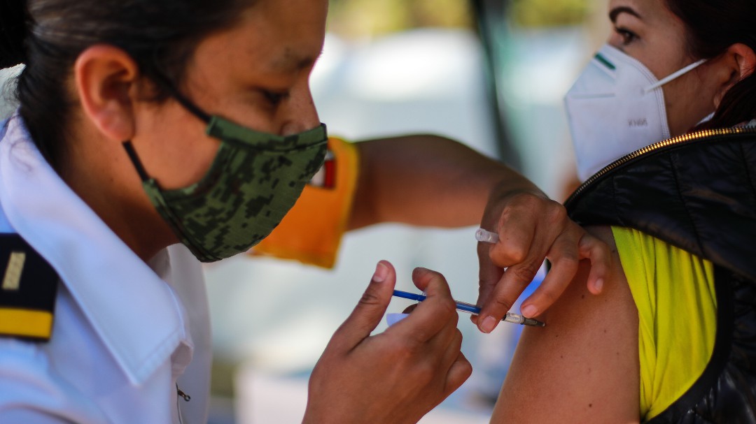 México dona 400.000 vacunas a Bolivia, Paraguay y Belice