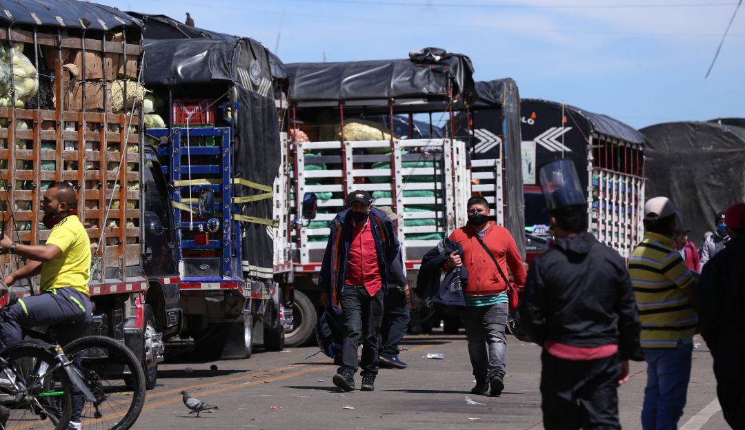 El transporte de carga ha incrementado el costo de los fletes El transporte de carga ha incrementado el costo de los fletes
