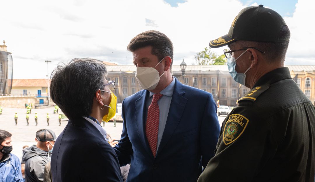 Diego Molano (centro) reiteró que la fuerza pública garantizará la protesta pacífica. Diego Molano (centro) reiteró que la fuerza pública garantizará la protesta pacífica.