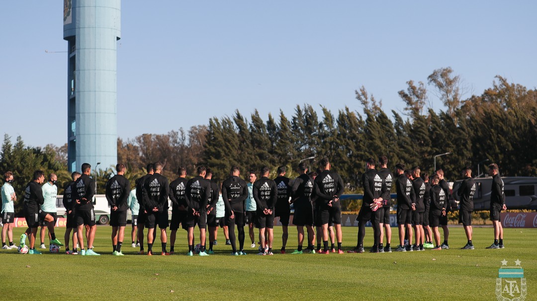 Argentina viaja a Colombia sin Armani pero con Montiel para Eliminatorias