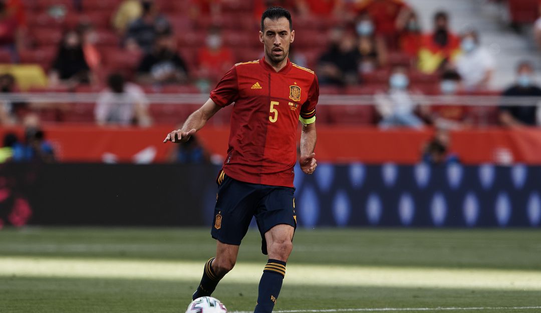 Sergio Busquets, positivo por COVID19 Sergio Busquets, positivo por COVID19