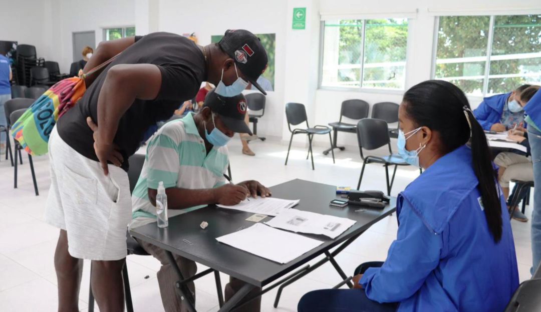 La Unidad para las Víctimas entregó 100 cartas de indemnización en Cartagena La Unidad para las Víctimas entregó 100 cartas de indemnización en Cartagena