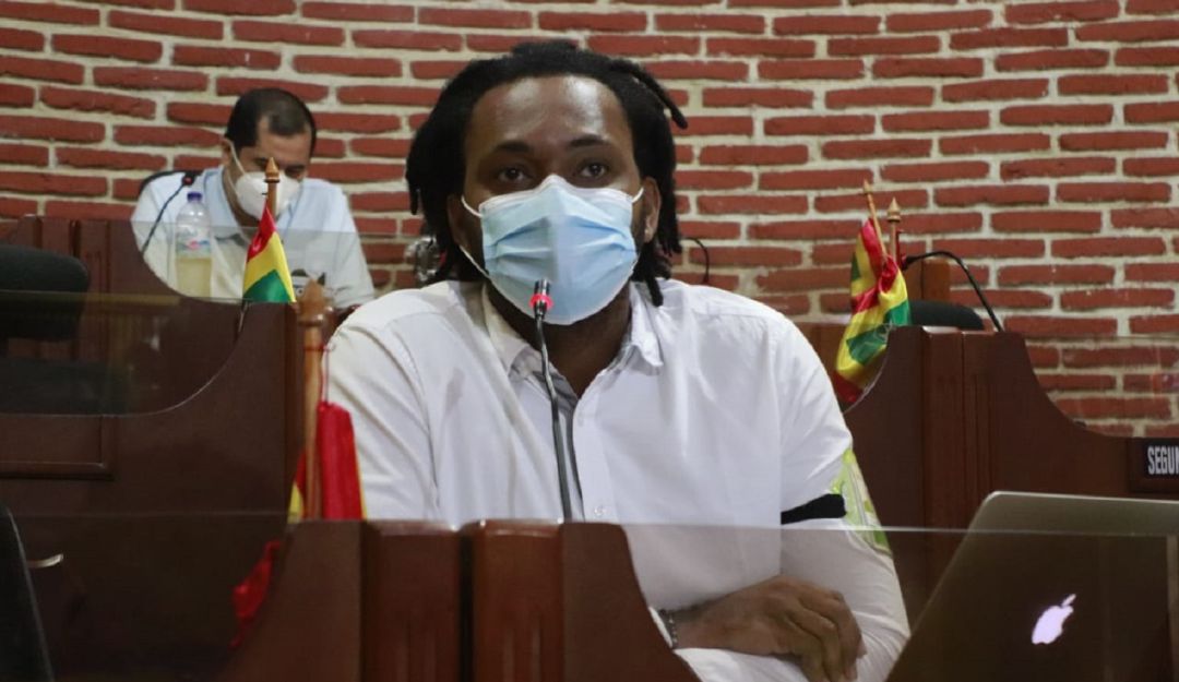Los cabildantes consideraron que la actuación del secretario ha sido negligente frente al programa del adulto mayor Los cabildantes consideraron que la actuación del secretario ha sido negligente frente al programa del adulto mayor
