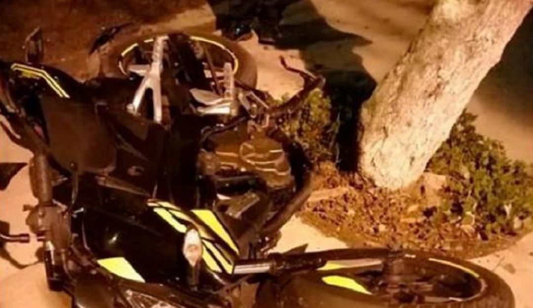 El vehículo habría por detrás a la motocicleta en el barrio El Bosque, a la altura de la Transversal 54 con diagonal 21 El vehículo habría por detrás a la motocicleta en el barrio El Bosque, a la altura de la Transversal 54 con diagonal 21