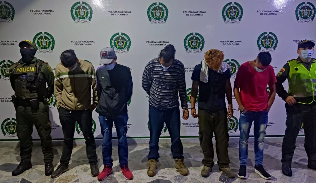 Cinco capturados tras disturbios Cinco capturados tras disturbios