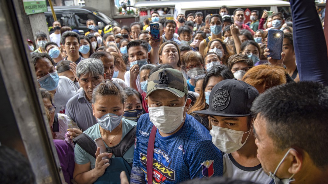 Filipinas acusará de asesinato a contagiados que incumplan protocolos